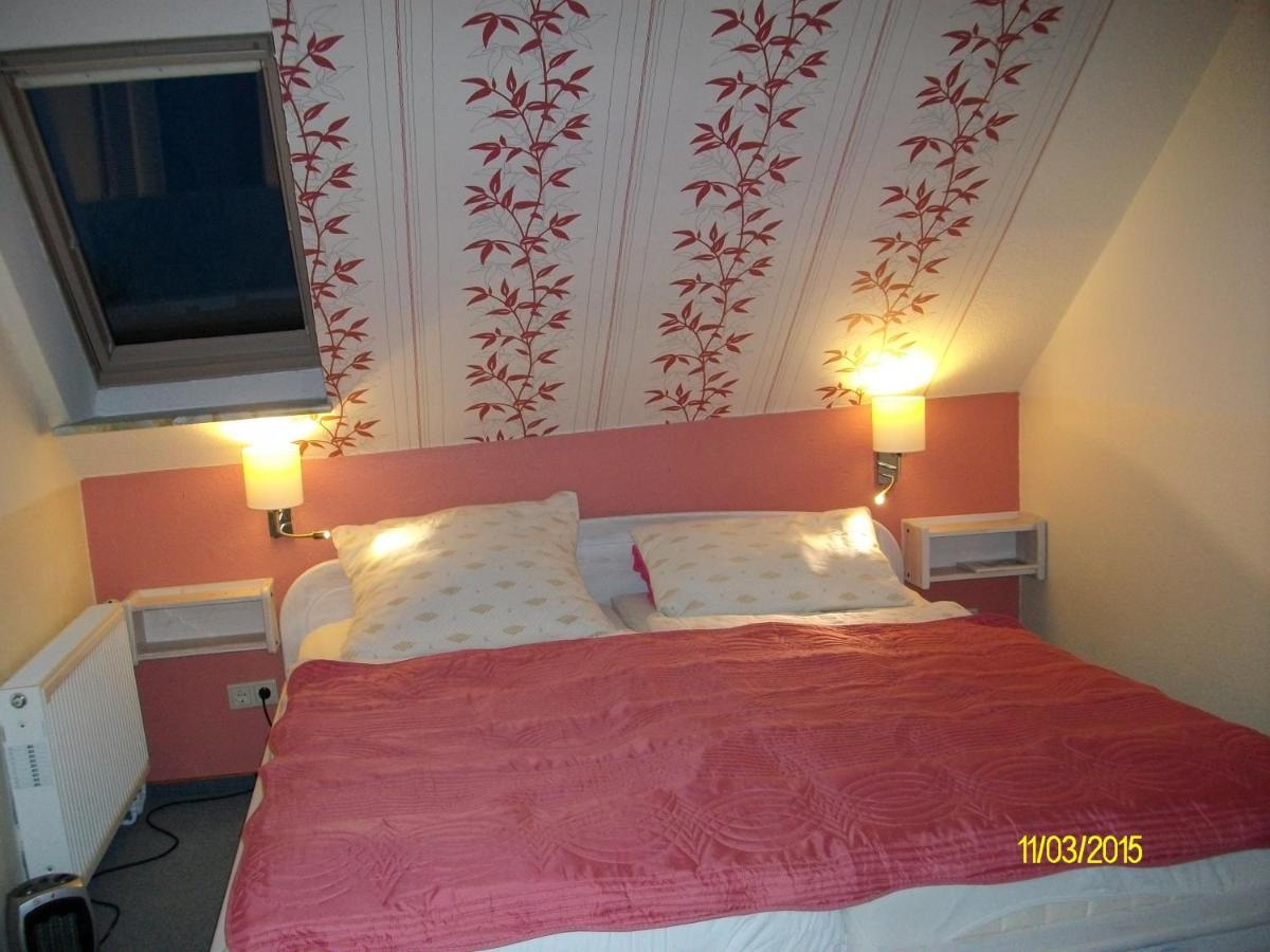 Gaestehaus Hemmerdeich-Alte Schule Oldenswort Esterno foto